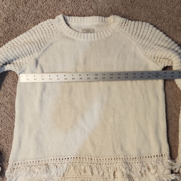Women's Cream Sweater with Fringe Detail - Picture 3 of 5